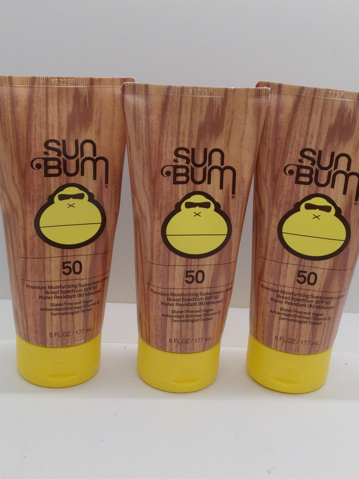Lot of 3 Sun Bum Original SPF 50 Sunscreen Lotion 6 fl oz Exp 08/01/2027