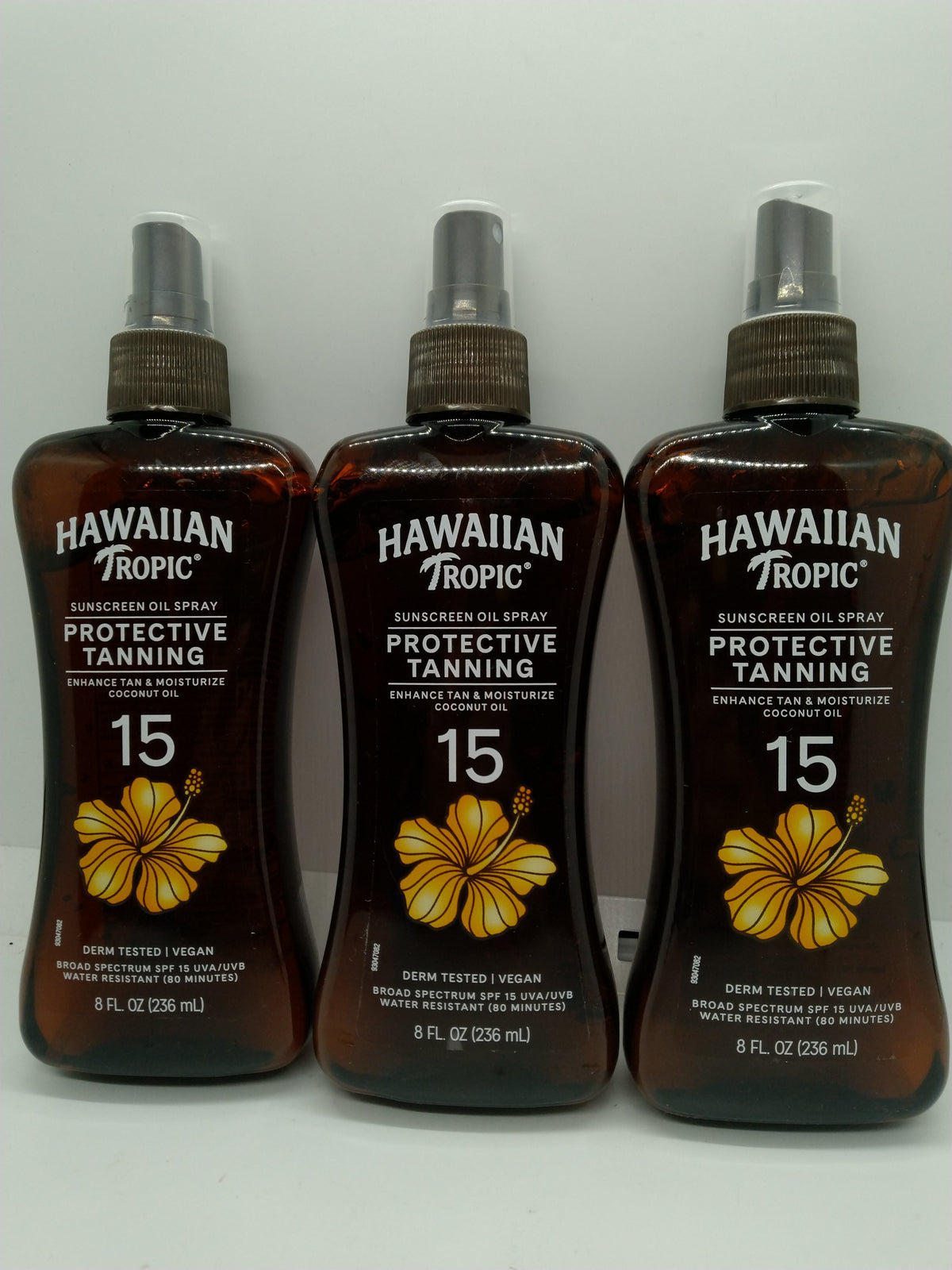 Hawaiian Tropic Protective Tanning Oil Spray SPF 15 8oz Lot of 3 Exp 07/01/2028